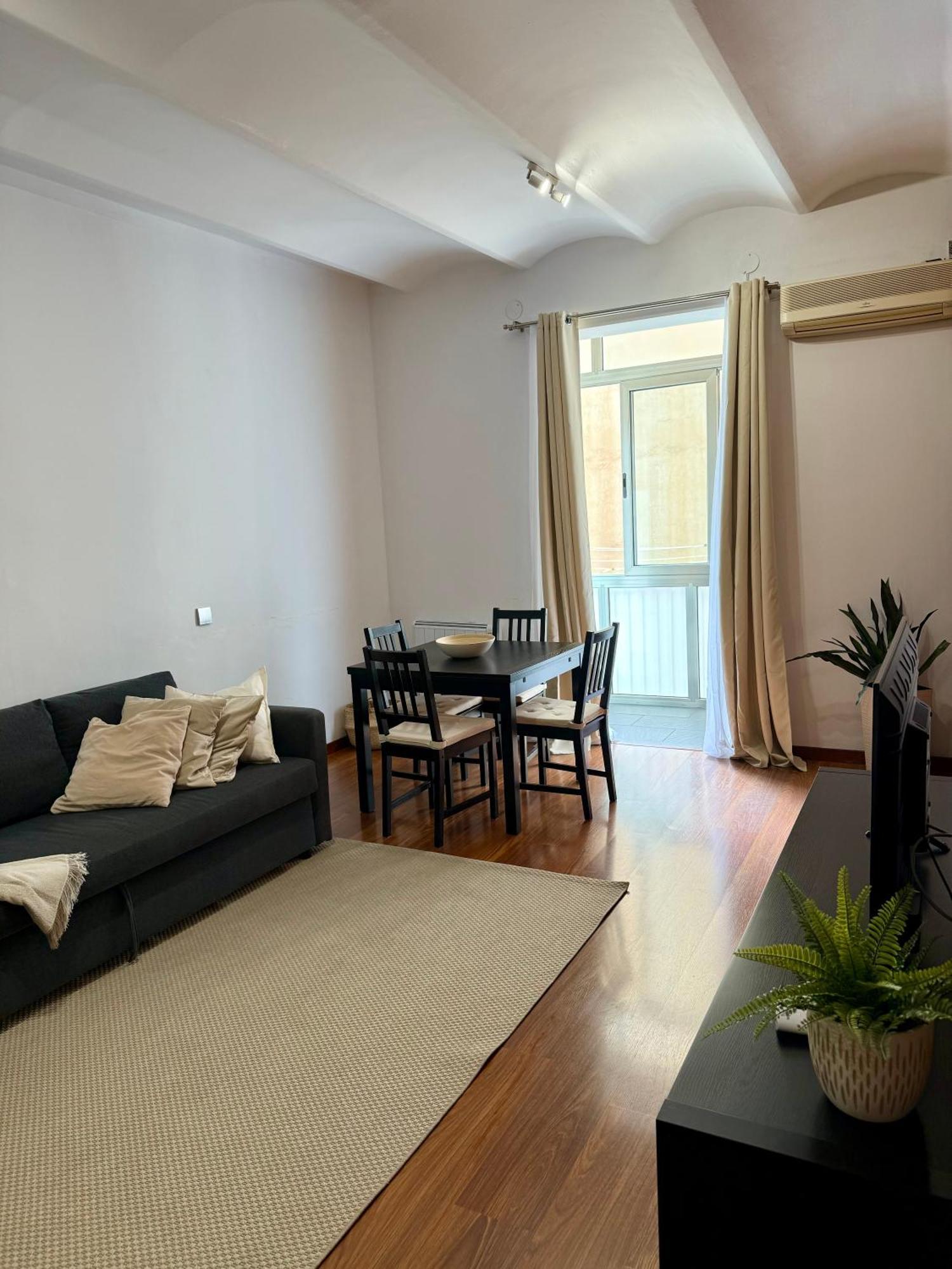 Newly Renovated Stylish Eixample - Great Location 바르셀로나 외부 사진